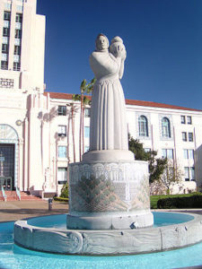 Guardian of the Waters, sculpture by Donal Hord (1939).